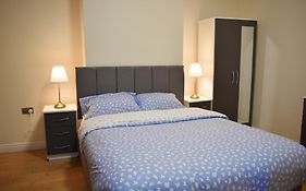 Birmingham City Centre Room In Edgbaston Near Stadium, Free Parking